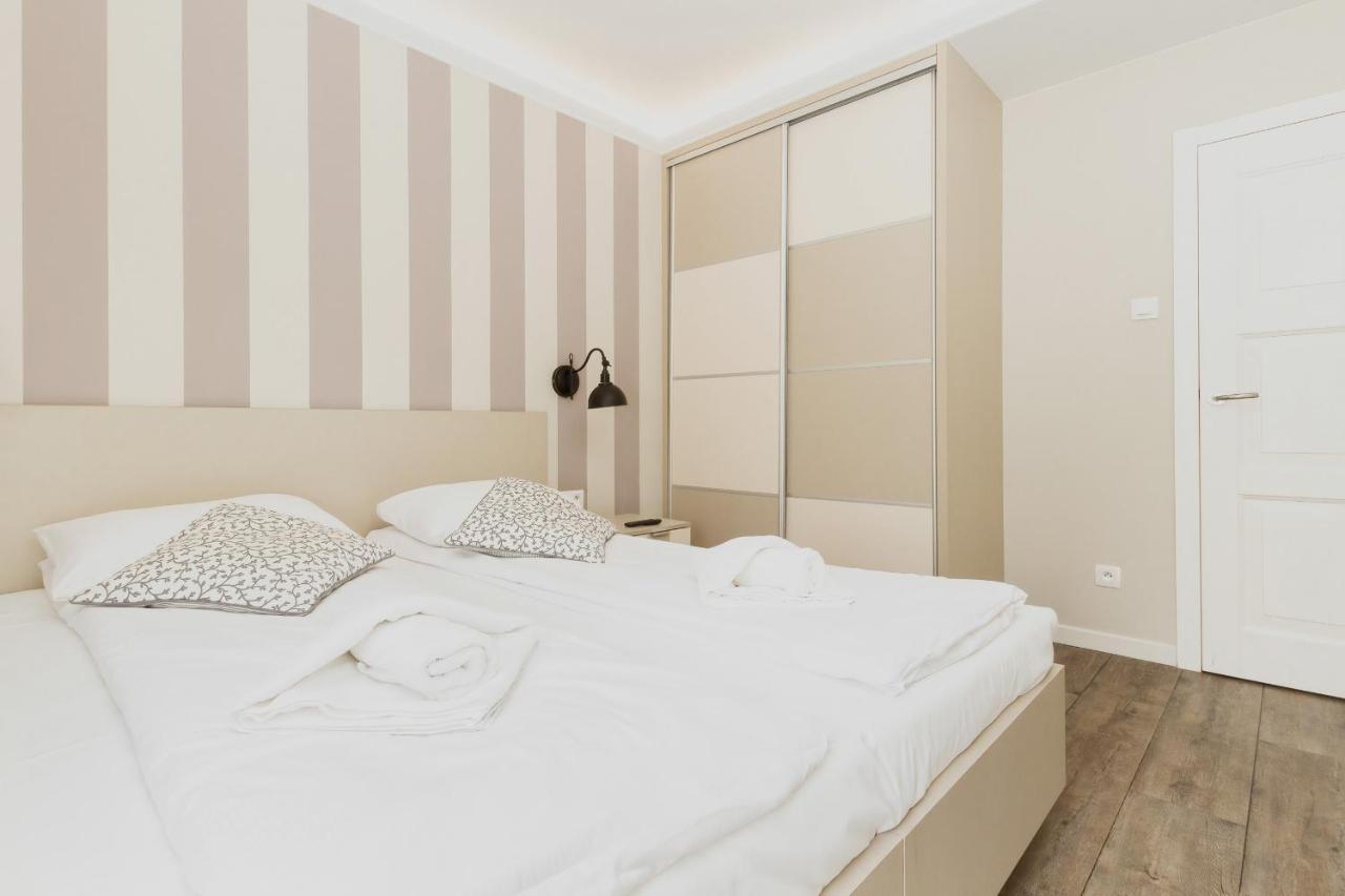 Apartments Aura Gdansk By Renters Bagian luar foto