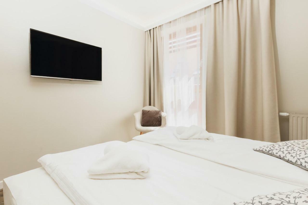 Apartments Aura Gdansk By Renters Bagian luar foto